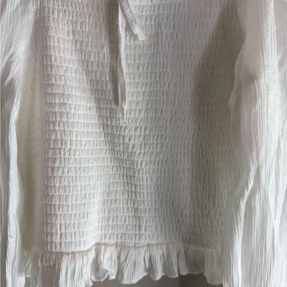 Celebrity Pink Long Sleeve Smocked Peasant Top Size M - Picture 8 of 8